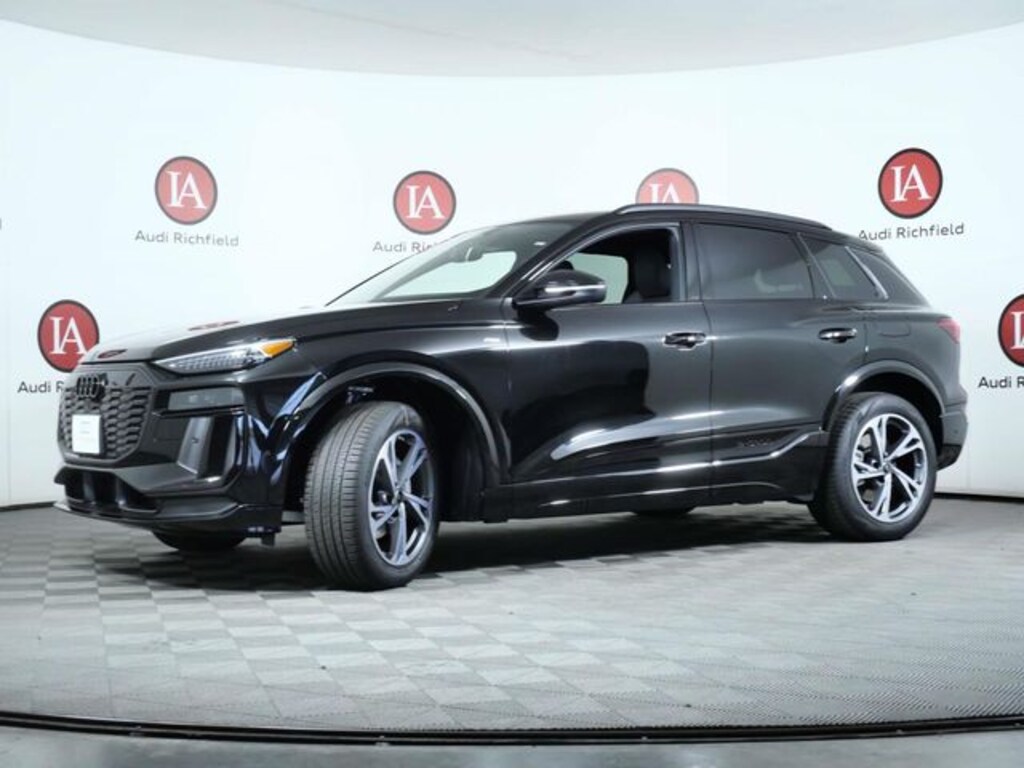 New 2027 Audi Q6 e-tron SUV