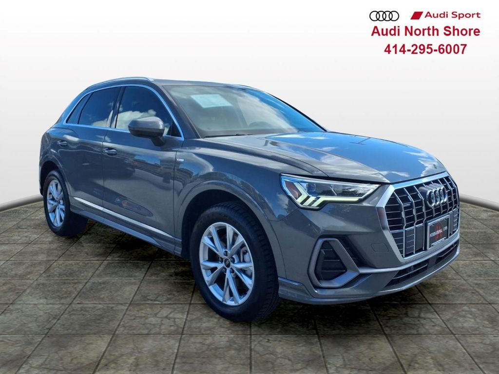  Audi Q3