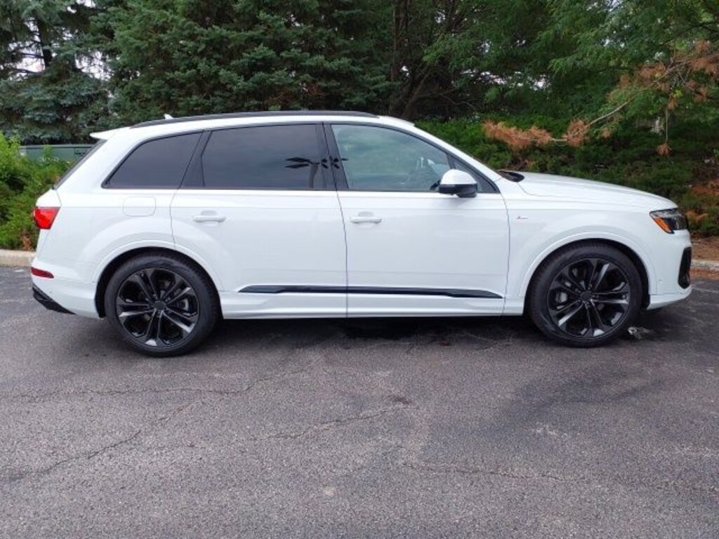 New 2026 Audi Q7 SUV