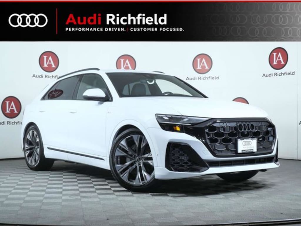 New 2026 Audi Q8 SUV