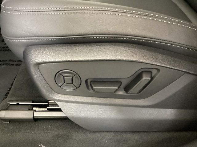 2026 Audi Q7 Premium - Photo 14