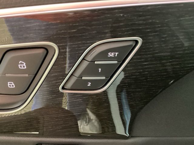 2026 Audi Q7 Premium - Photo 17