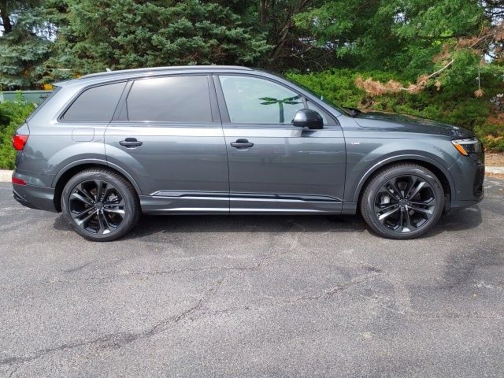 New 2026 Audi Q7 SUV