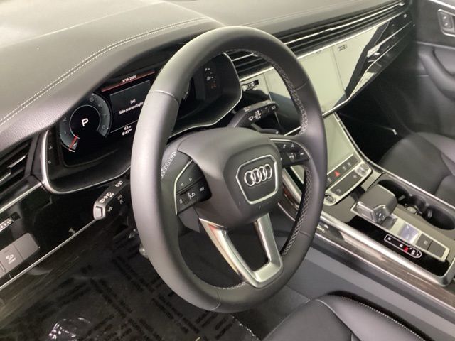 2026 Audi Q7 Premium - Photo 9