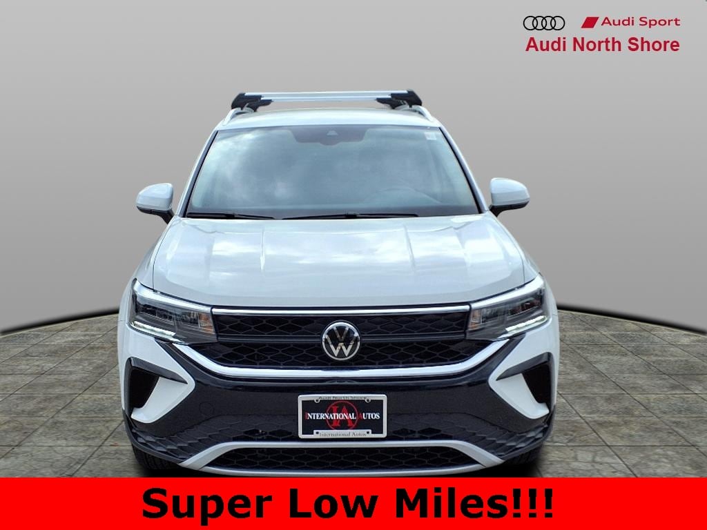 Used 2024 Volkswagen Taos 1.5T SE SUV