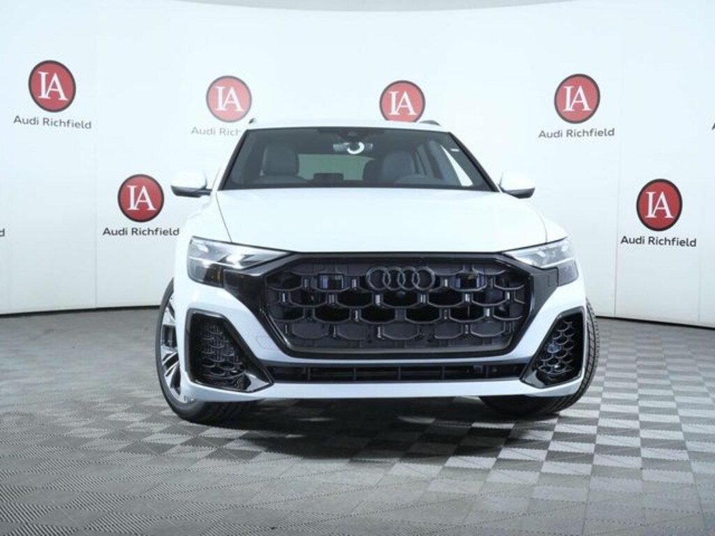 New 2026 Audi Q8 SUV