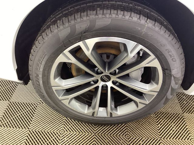 2026 Audi Q7 Premium - Photo 8