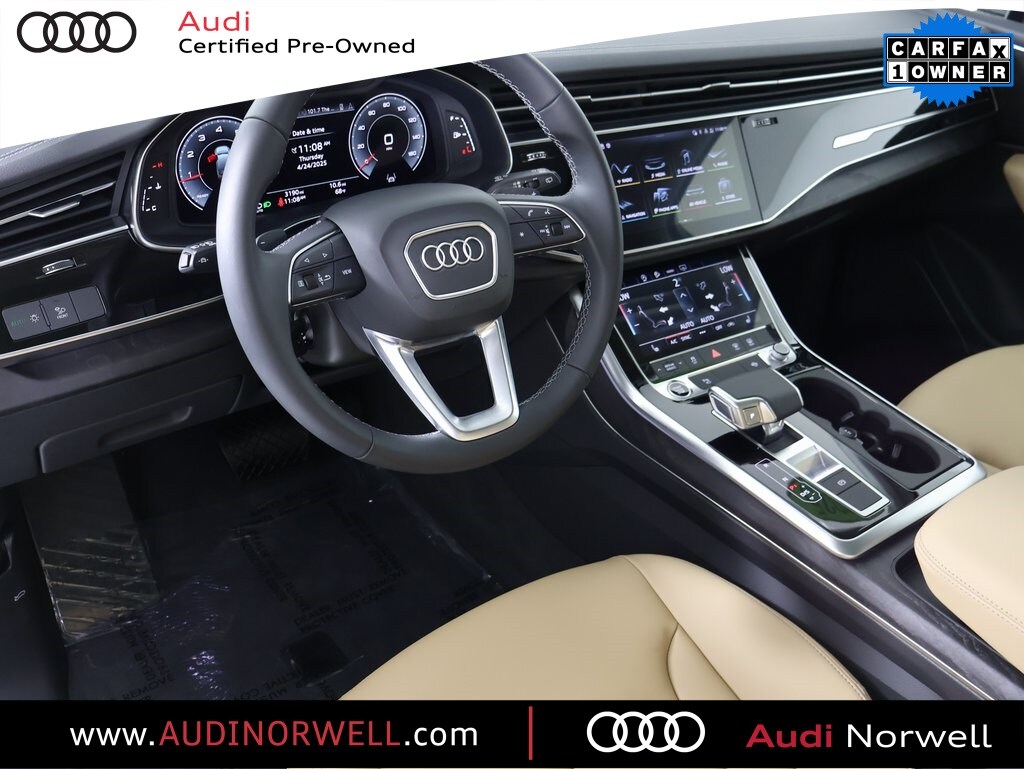 2025 Audi Q7 45 Premium photo 2