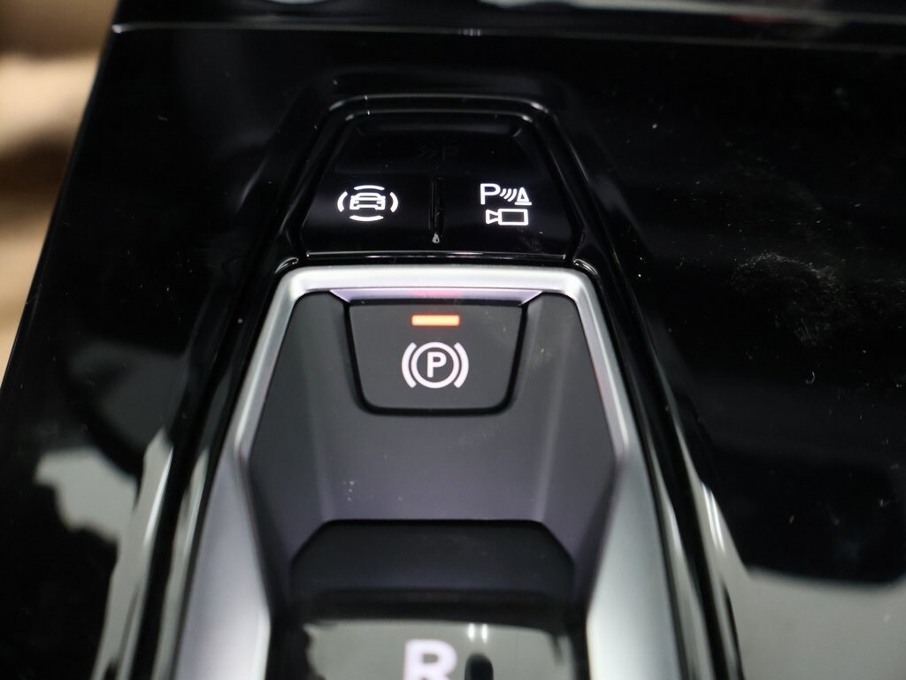 2025 Audi Q6 E-tron Premium Plus photo 4