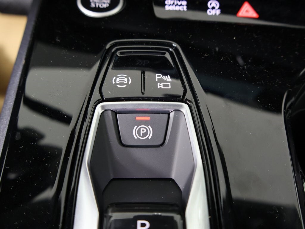 2025 Audi A5 2.0T Premium photo 4