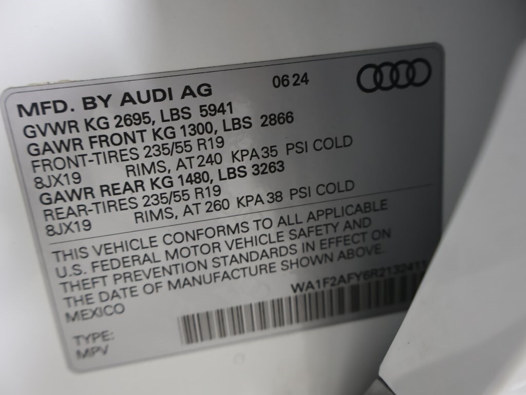 2024 Audi Q5 55 Prestige photo 3