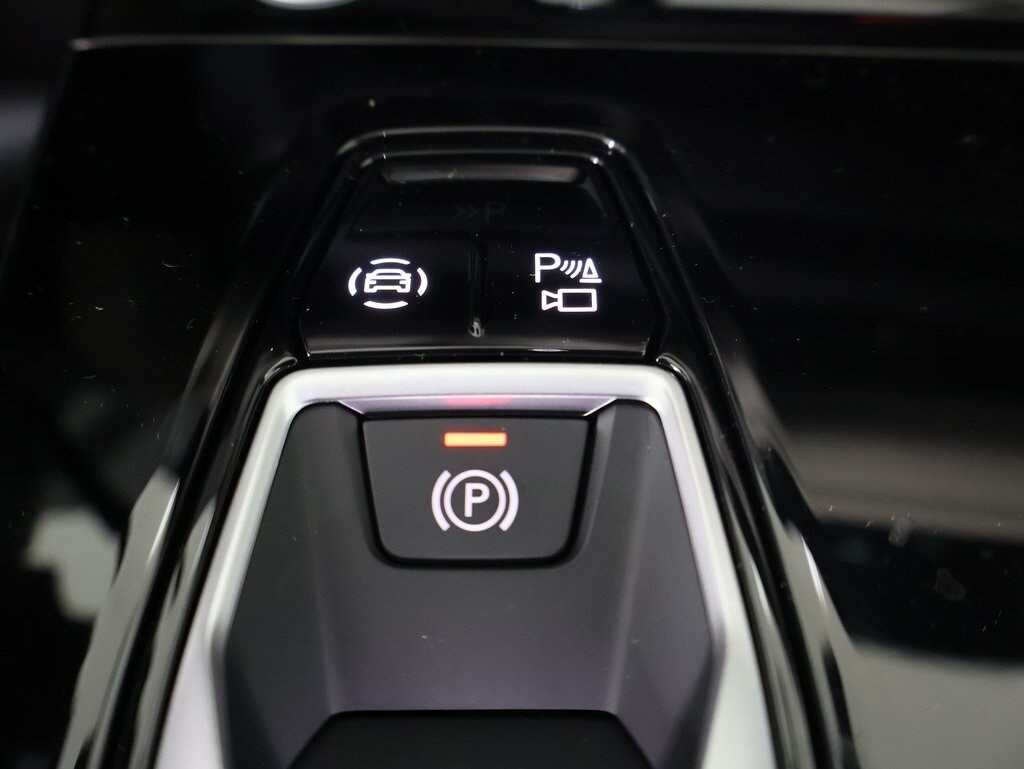 2025 Audi Q6 E-tron Prestige photo 4