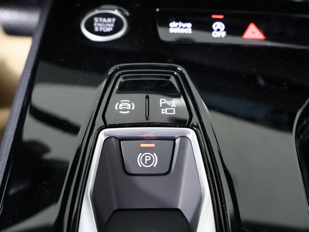 2025 Audi A5 2.0T Premium photo 4