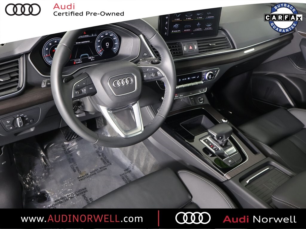 2021 Audi Q5 Sportback 45 Premium Plus photo 2