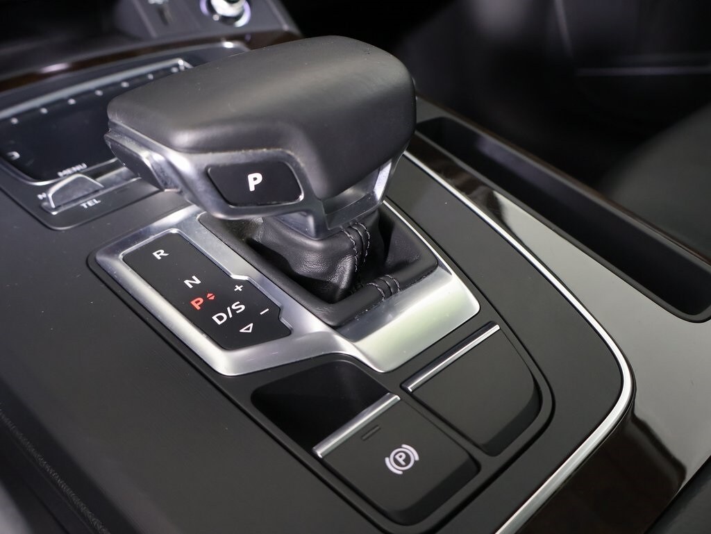 2018 Audi Q5 2.0T Premium Plus photo 3