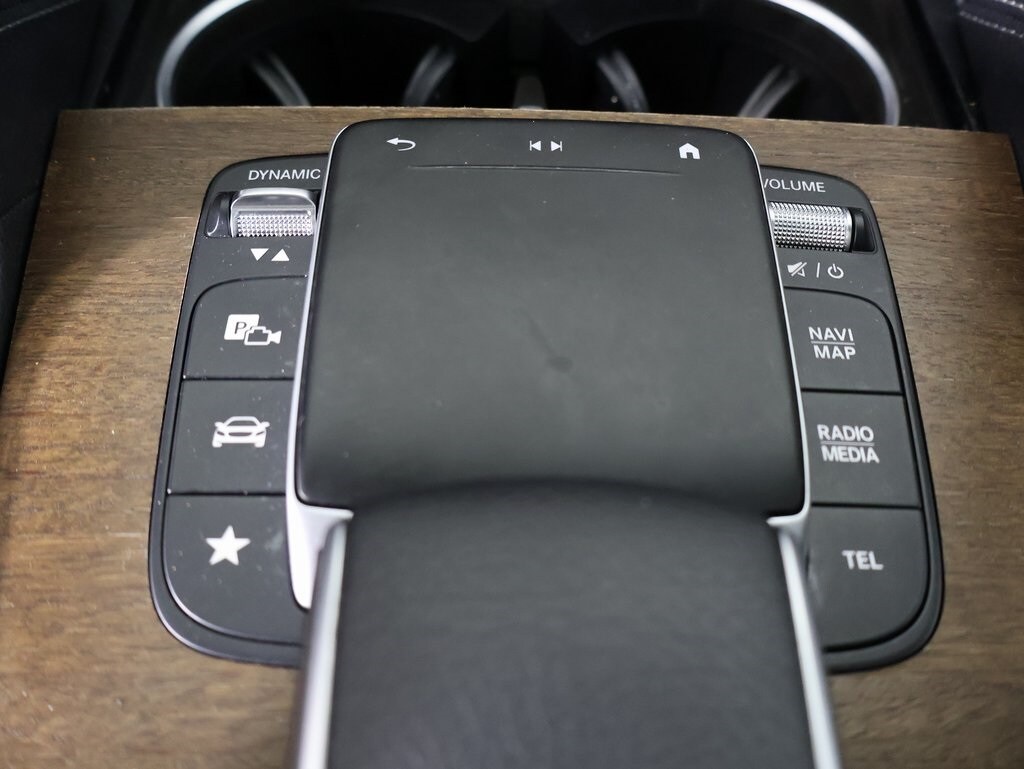 2022 Mercedes Benz GLE 350 4MATIC photo 3