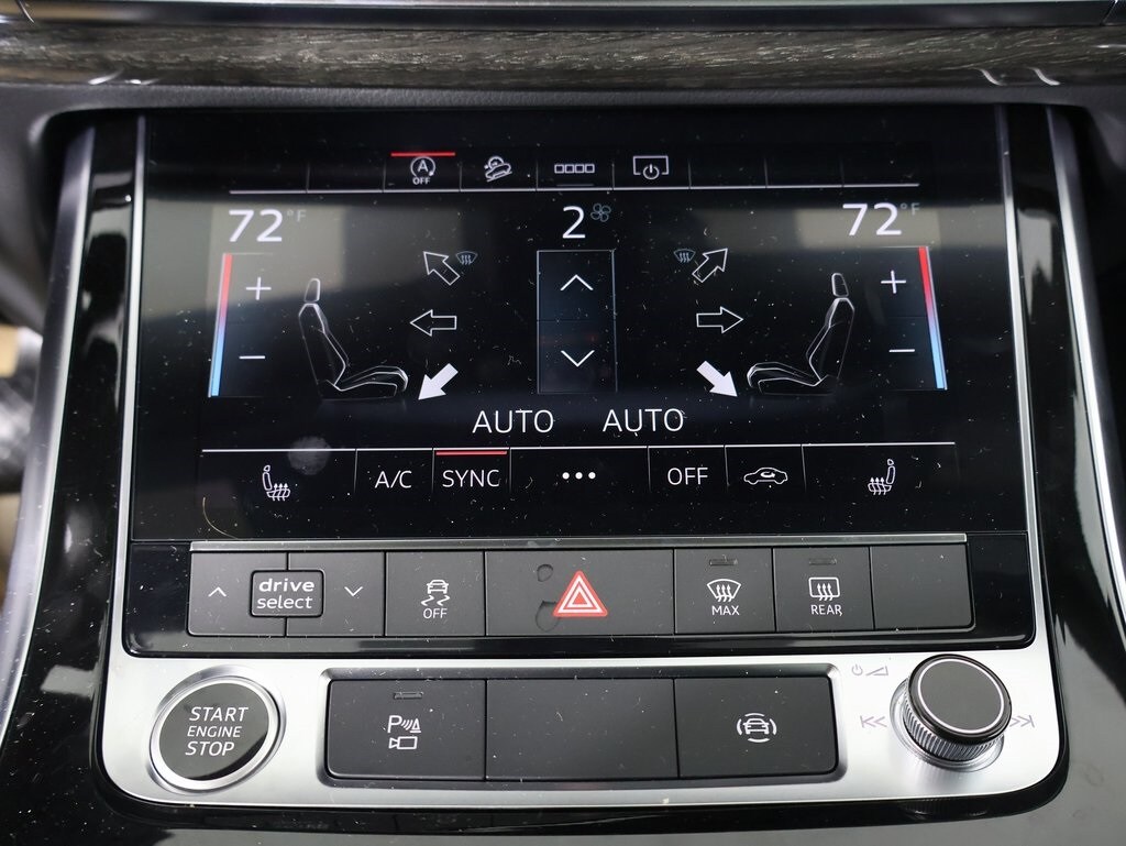 2025 Audi Q7 45 Premium photo 4
