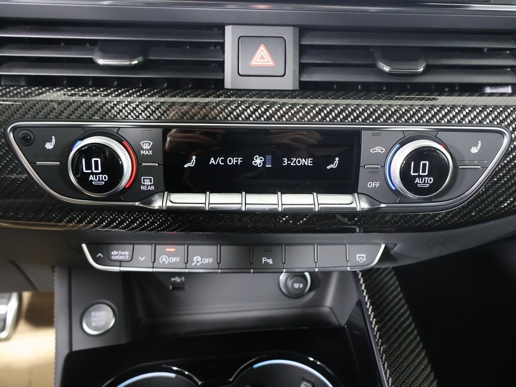 2025 Audi A5 45 S line Premium Plus photo 4