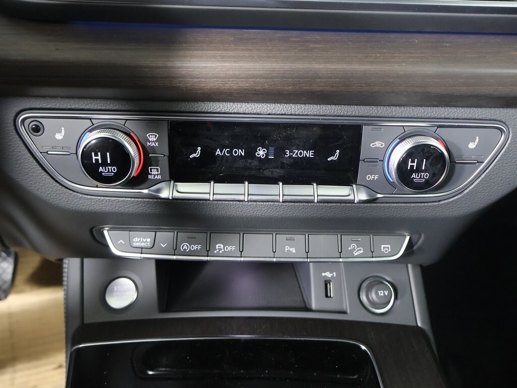 2025 Audi Q5 Sportback 45 S line Premium Plus photo 4