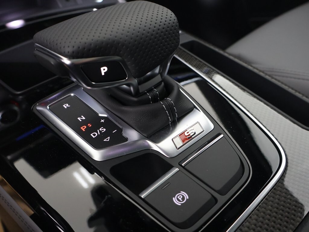 2025 Audi SQ5 Premium Plus photo 3