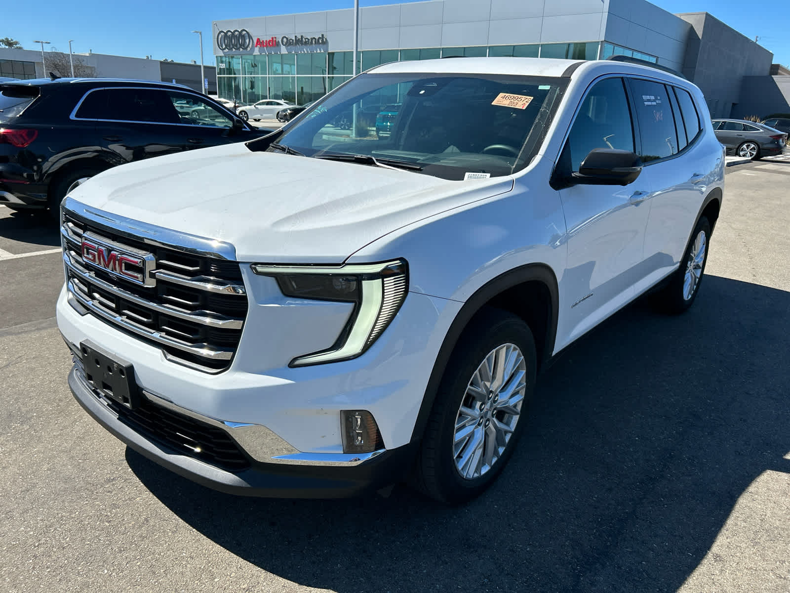 2024 Gmc Acadia Elevation photo 2