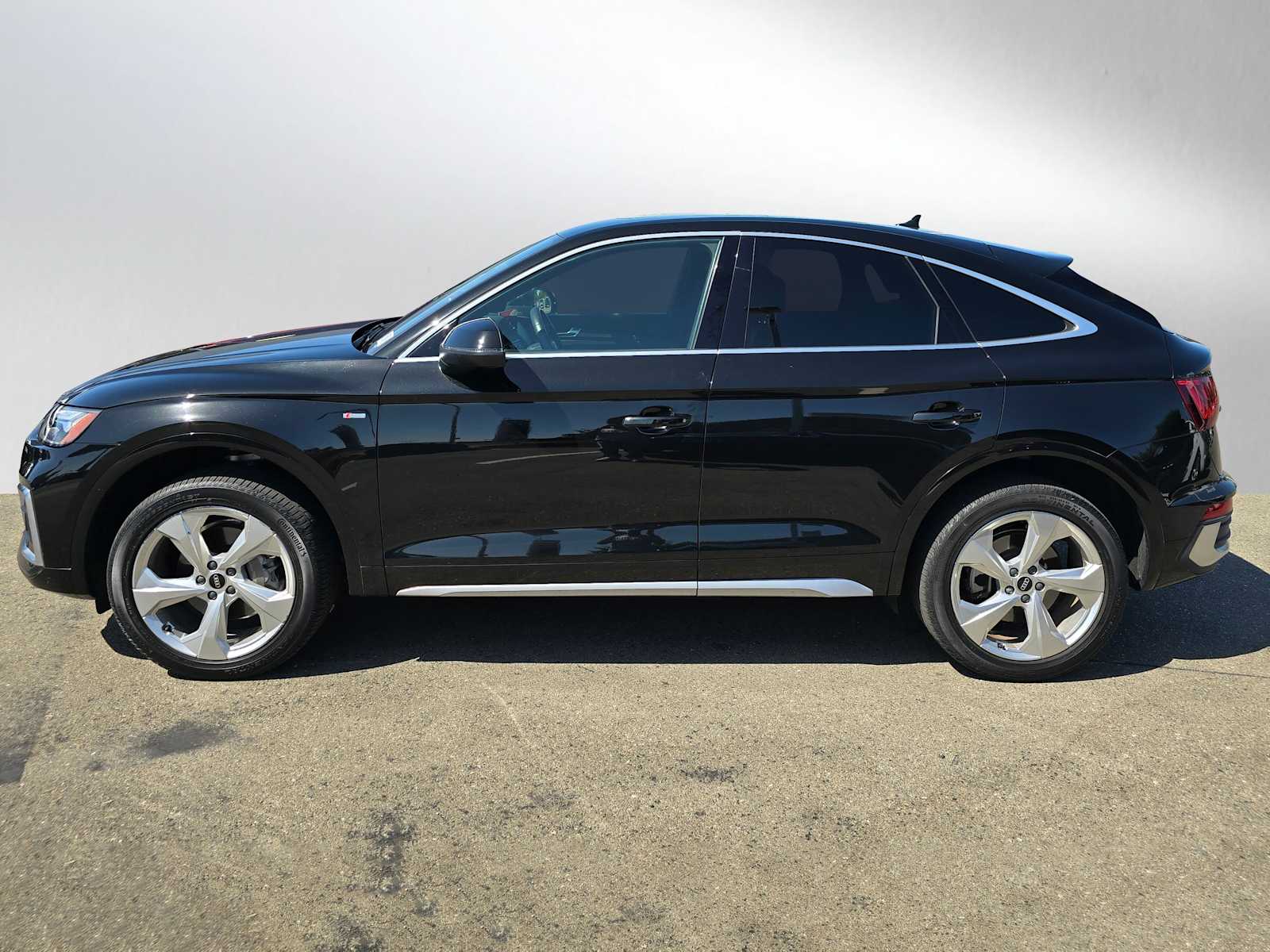 Certified 2021 Audi Q5 Sportback Premium with VIN WA14AAFY7M2085005 for sale in Oakland, CA