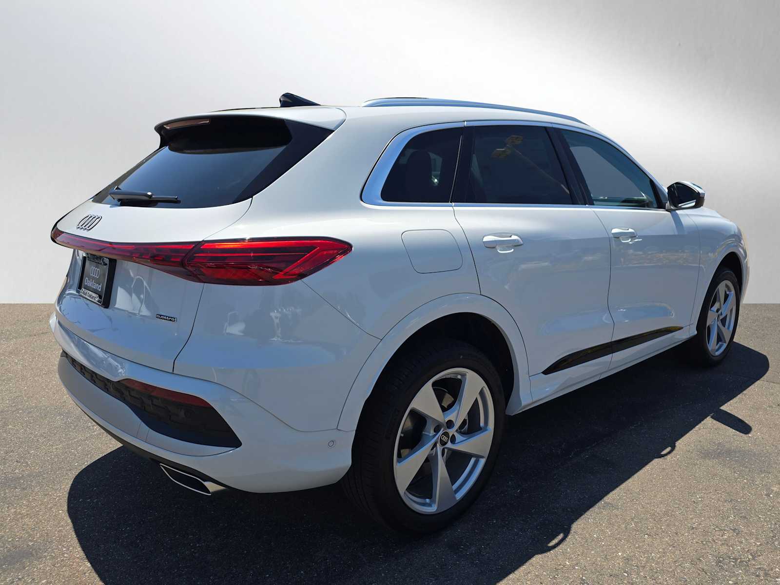 2025 Audi Q5 Premium Plus photo 3