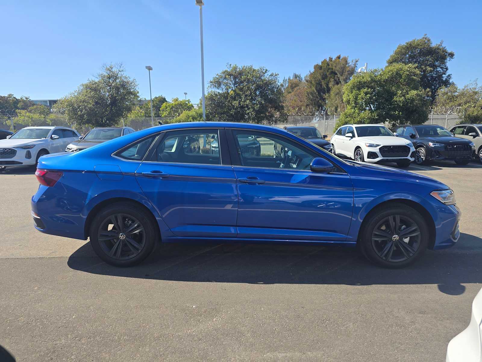 3VW7M7BU2RM052149