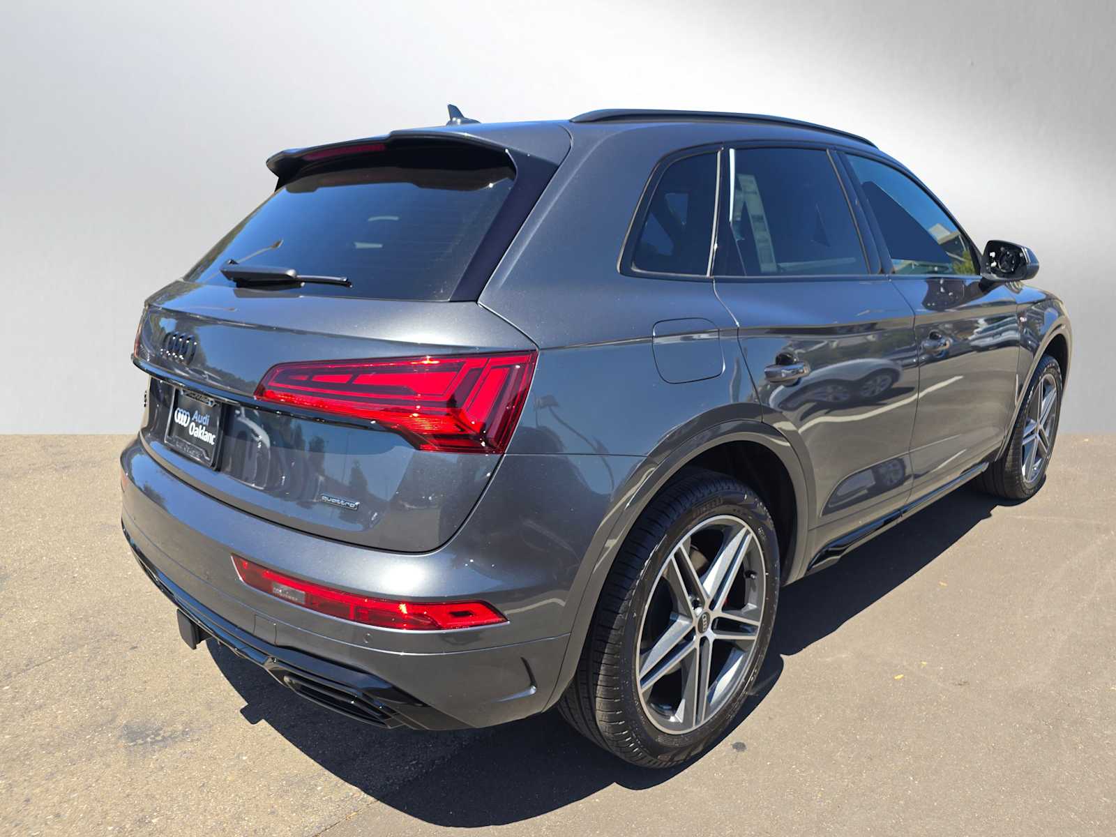 2025 Audi Q5 S line Premium Plus 55 TFSI photo 3