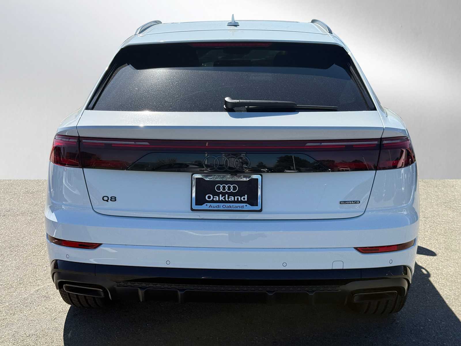 2025 Audi Q8 Premium Plus photo 4