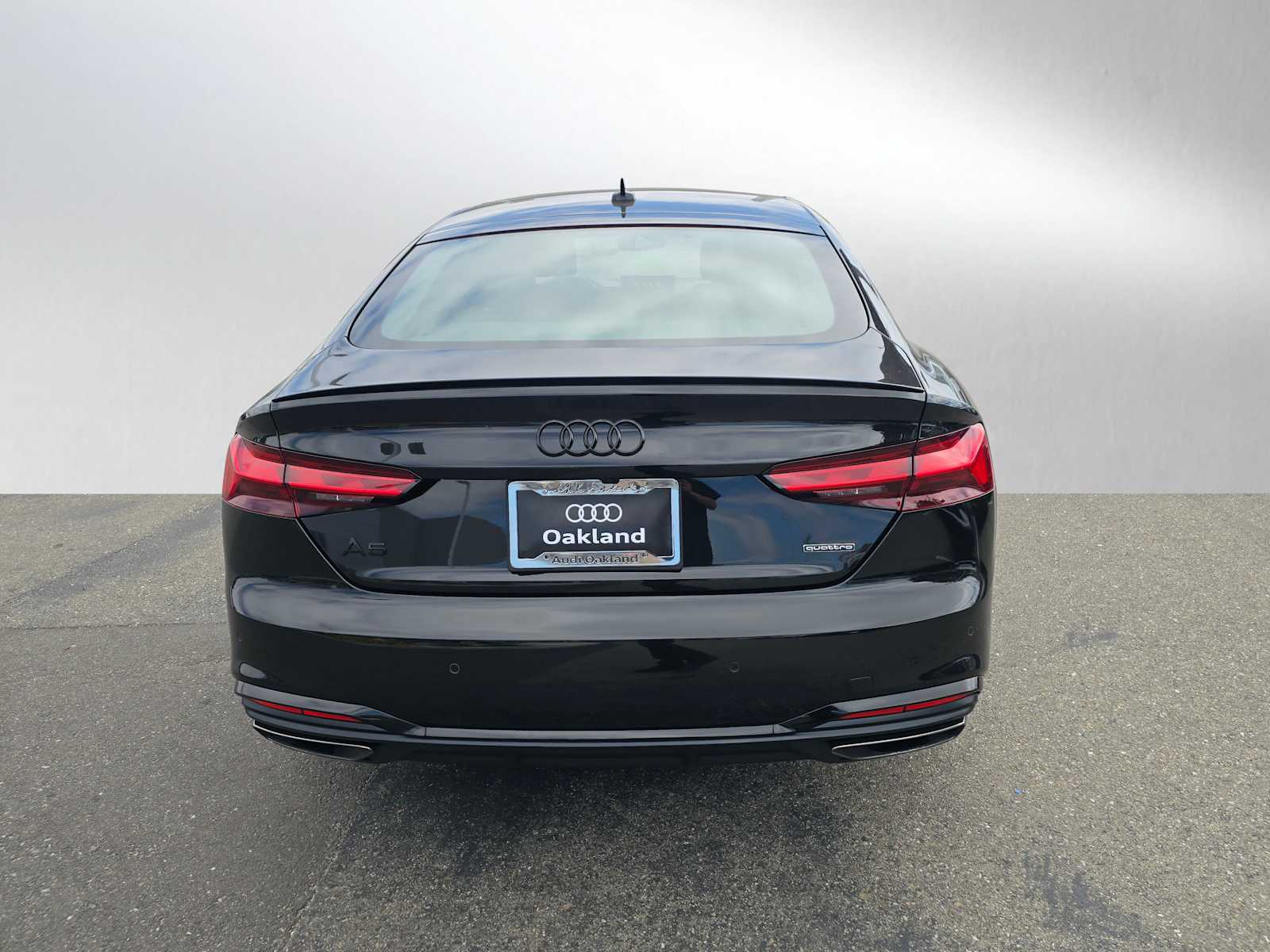 2025 Audi A5 S line Quattro Premium Plus photo 4