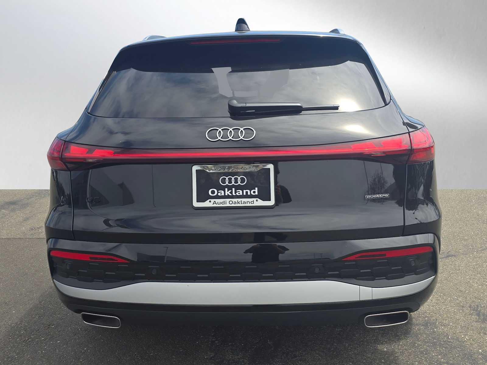 2025 Audi Q5 2.0T Prestige photo 4
