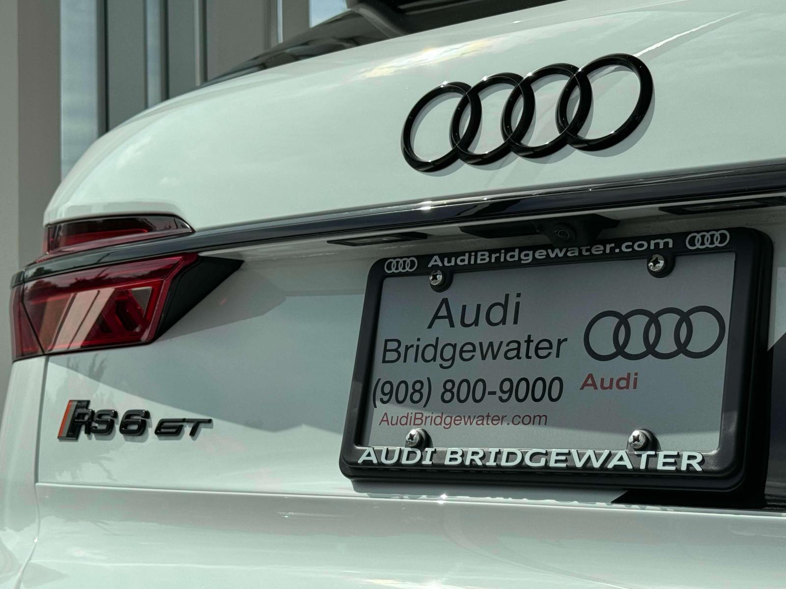 2025 Audi RS 6 Avant Performance Base photo 4