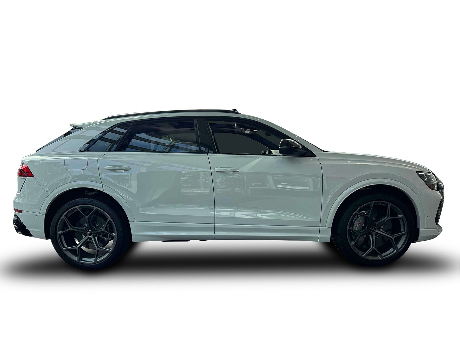 2025 Audi RS Q8 photo 3