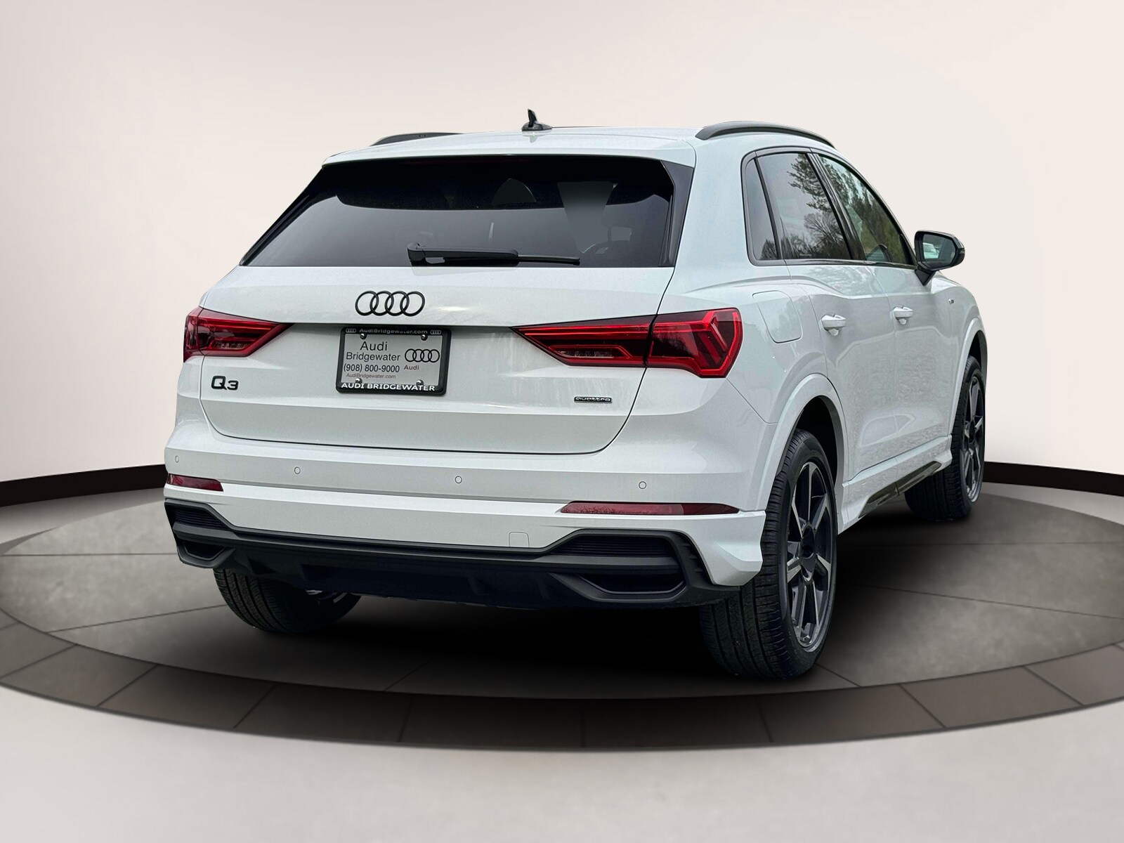 2025 Audi Q3 S line Premium Plus photo 4
