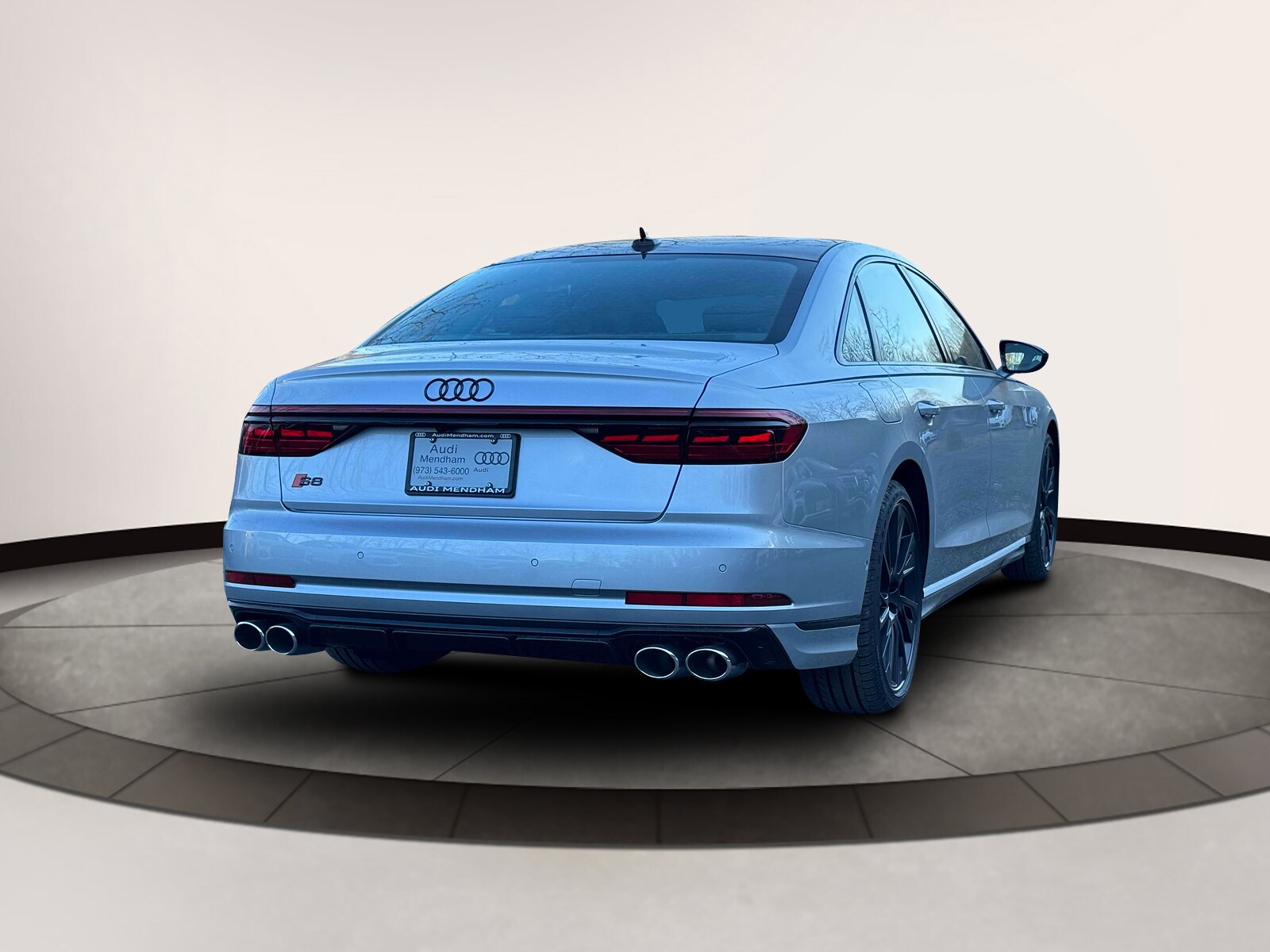 2025 Audi S8 4.0T photo 4