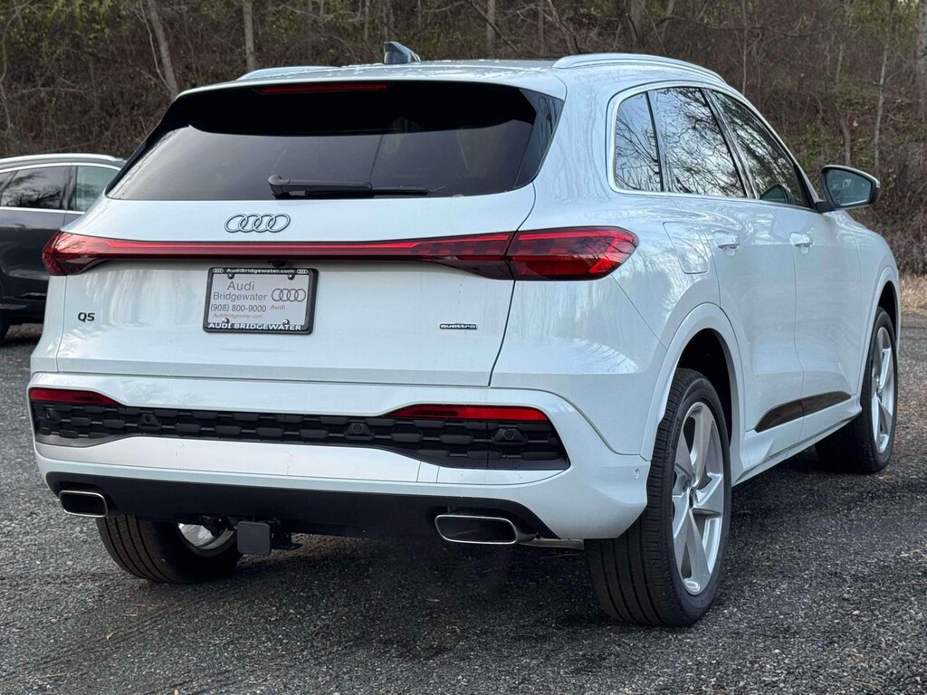 New 2025 Audi Q5 2.0T Premium Plus Sport Utility