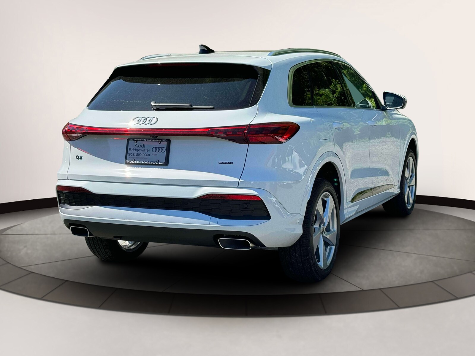 2025 Audi Q5 2.0T Premium Plus photo 4