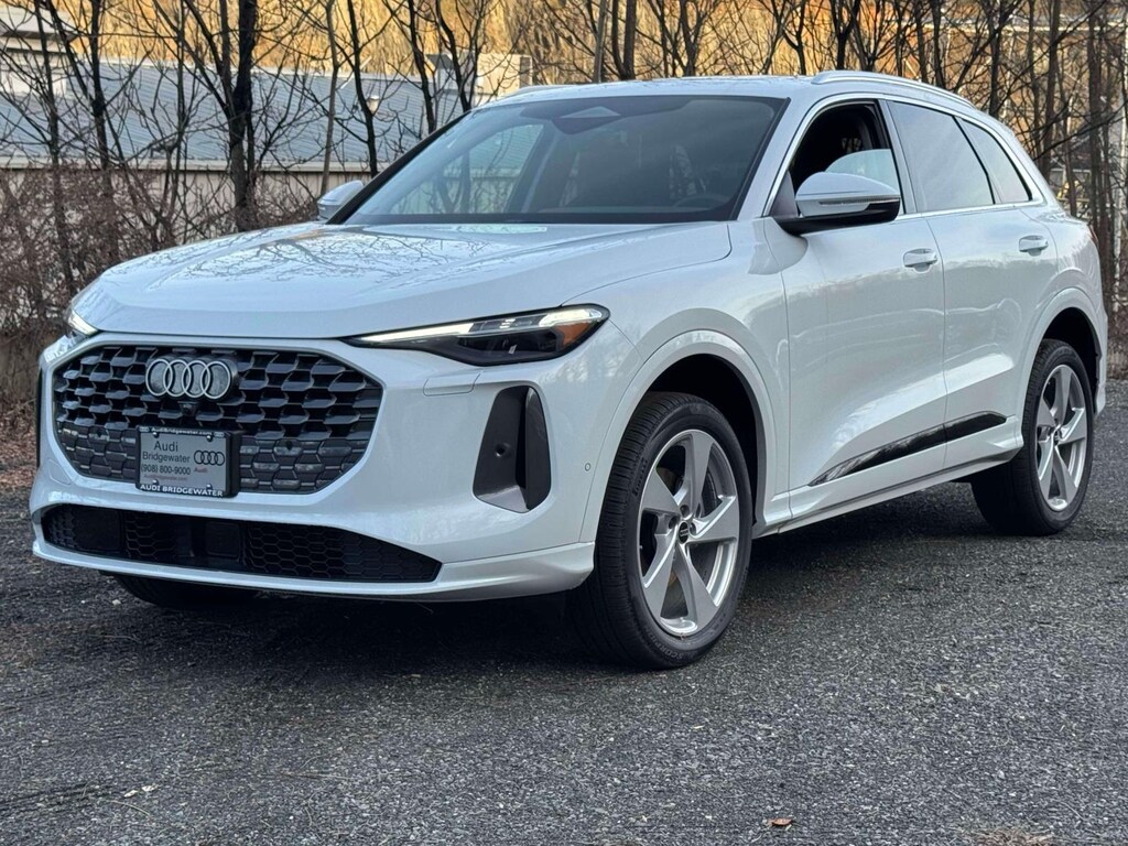 New 2025 Audi Q5 2.0T Premium Plus Sport Utility