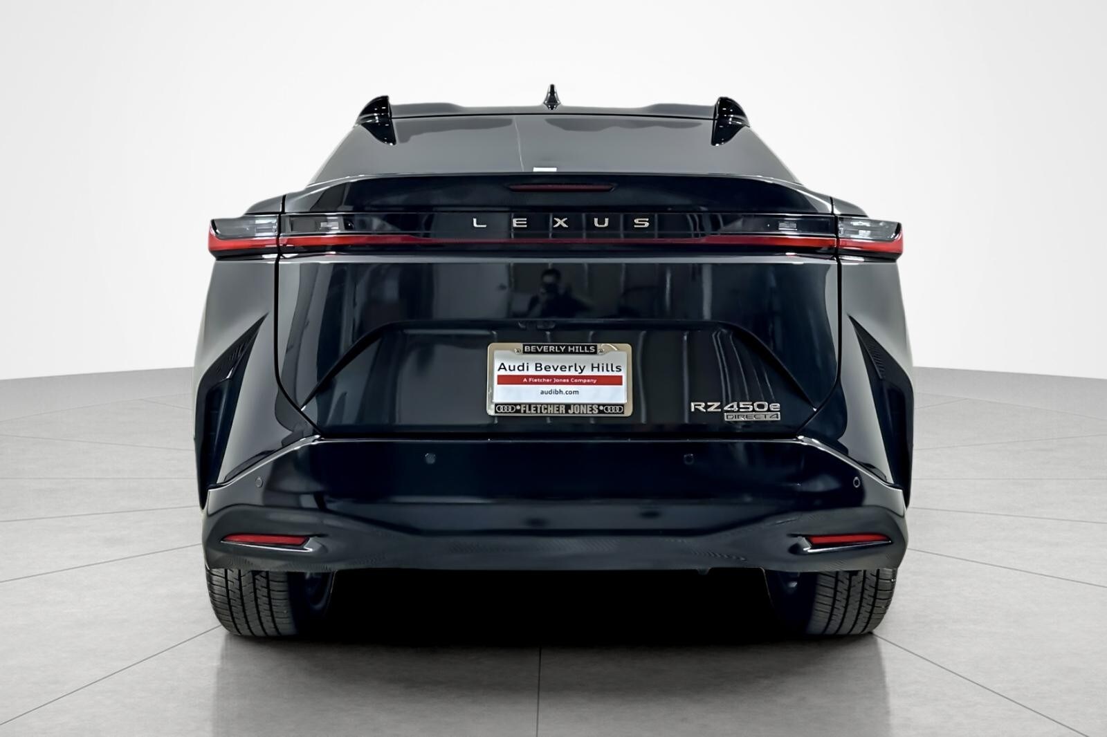 2023 Lexus RZ 450e Premium photo 4