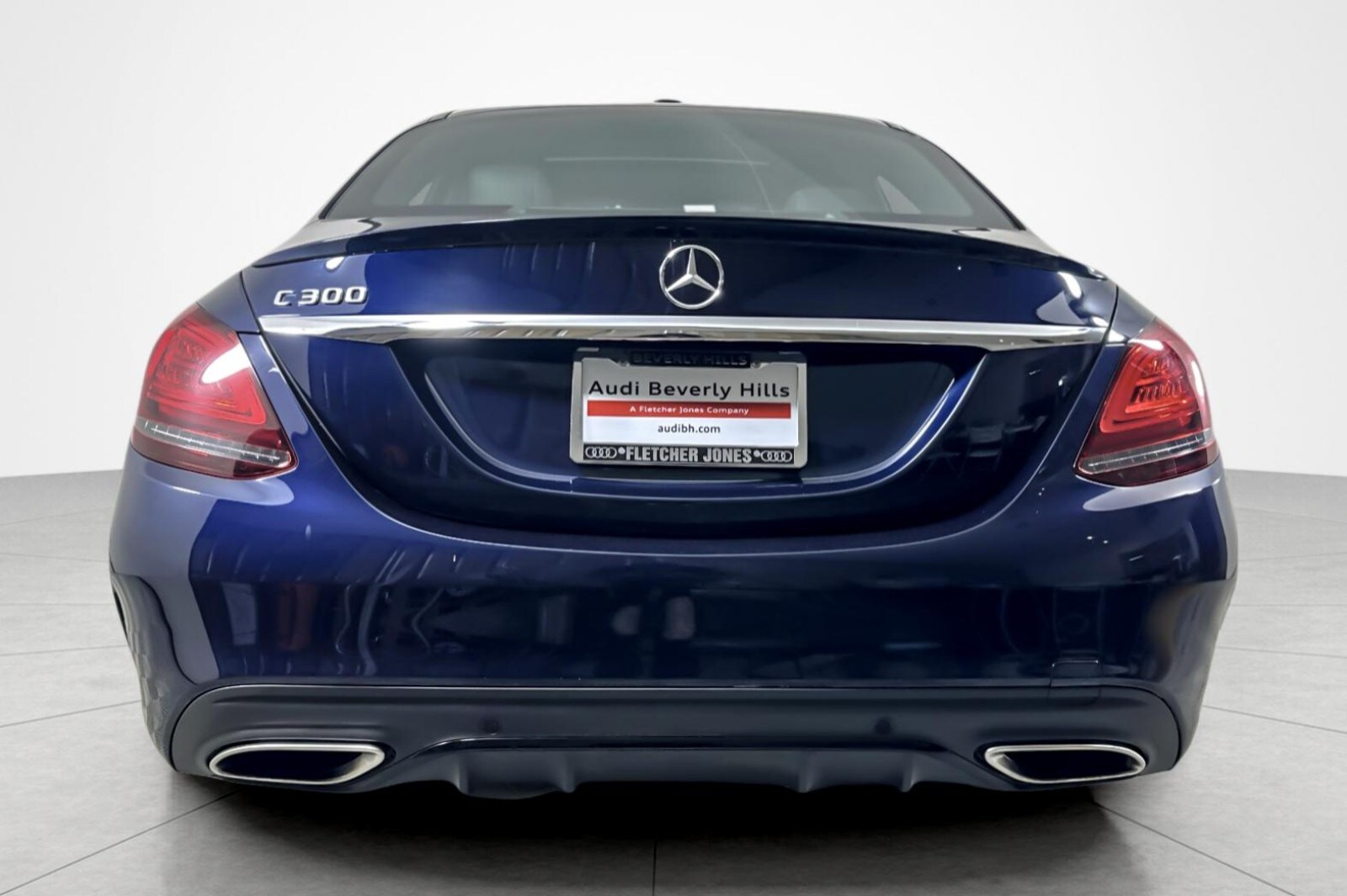 2019 Mercedes Benz C 300 Sedan photo 4