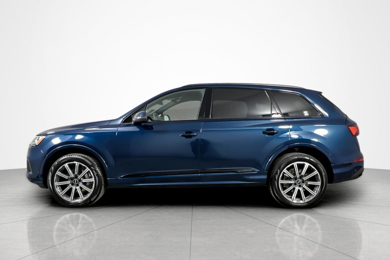 2022 Audi Q7 Premium Plus 45 photo 2