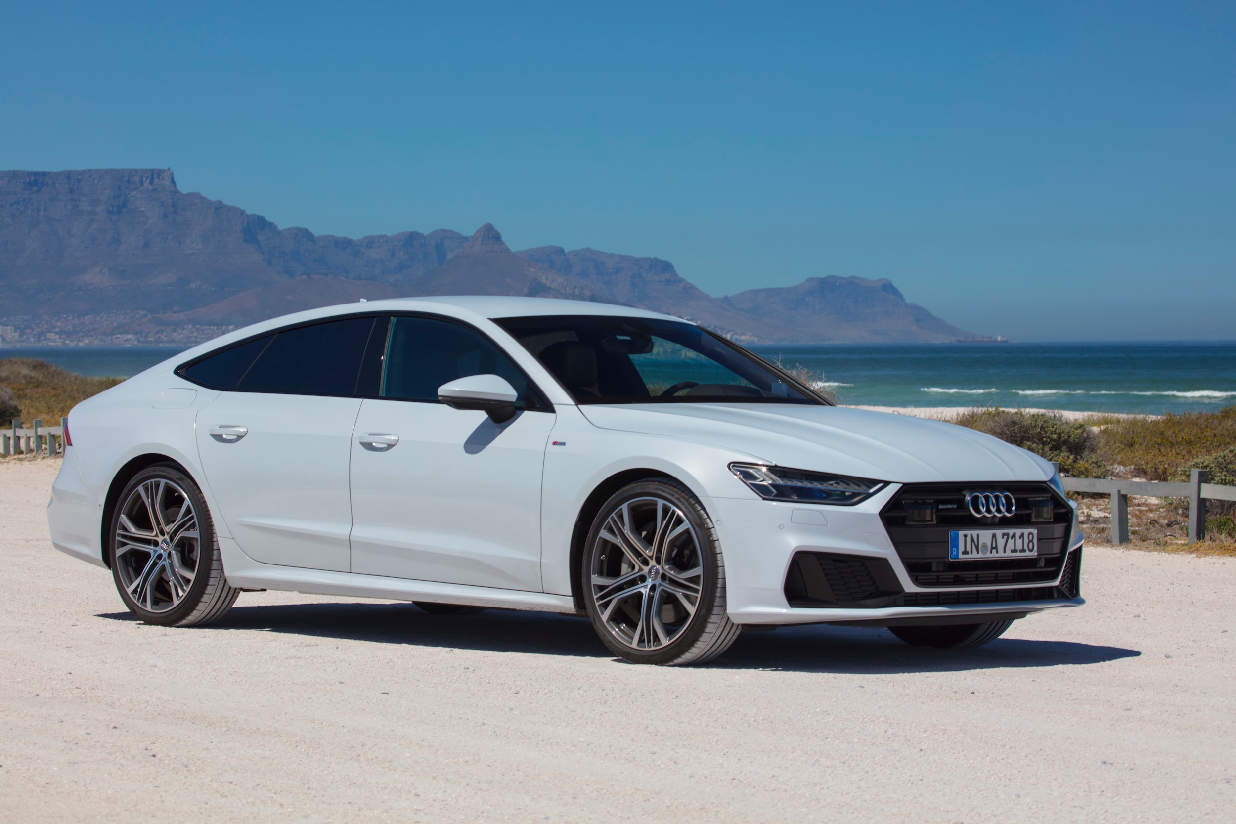 Audi a7 фото