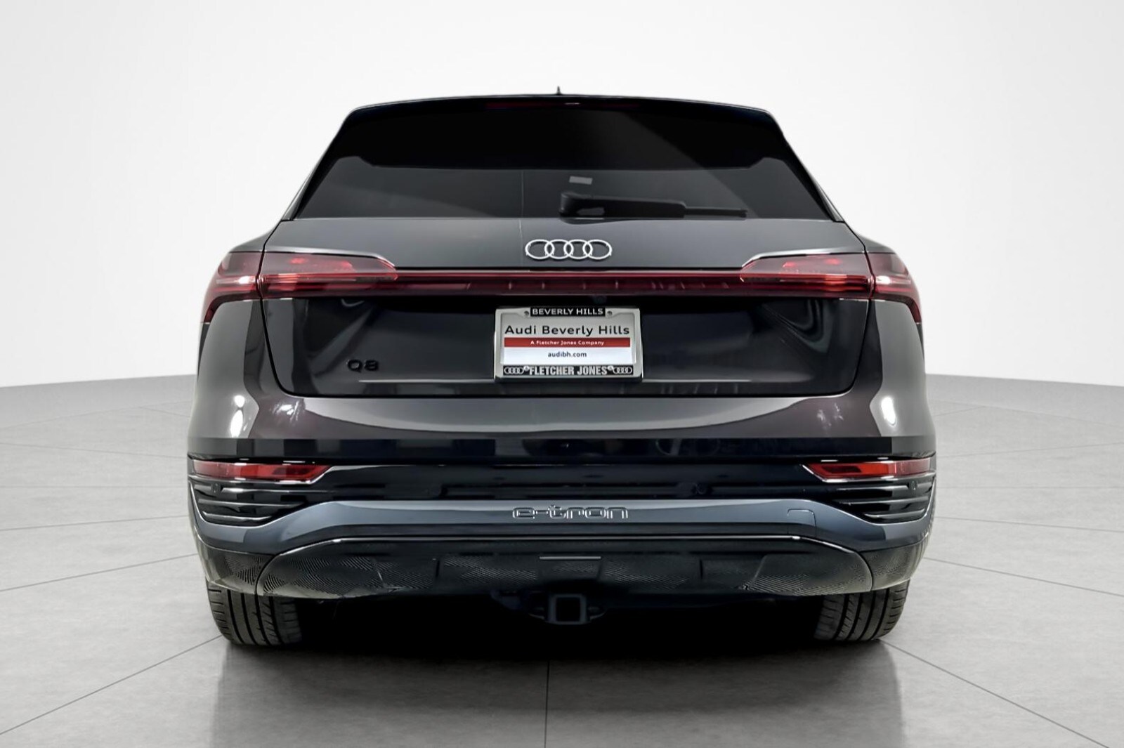 2024 Audi Q8 E-tron Premium Plus photo 4