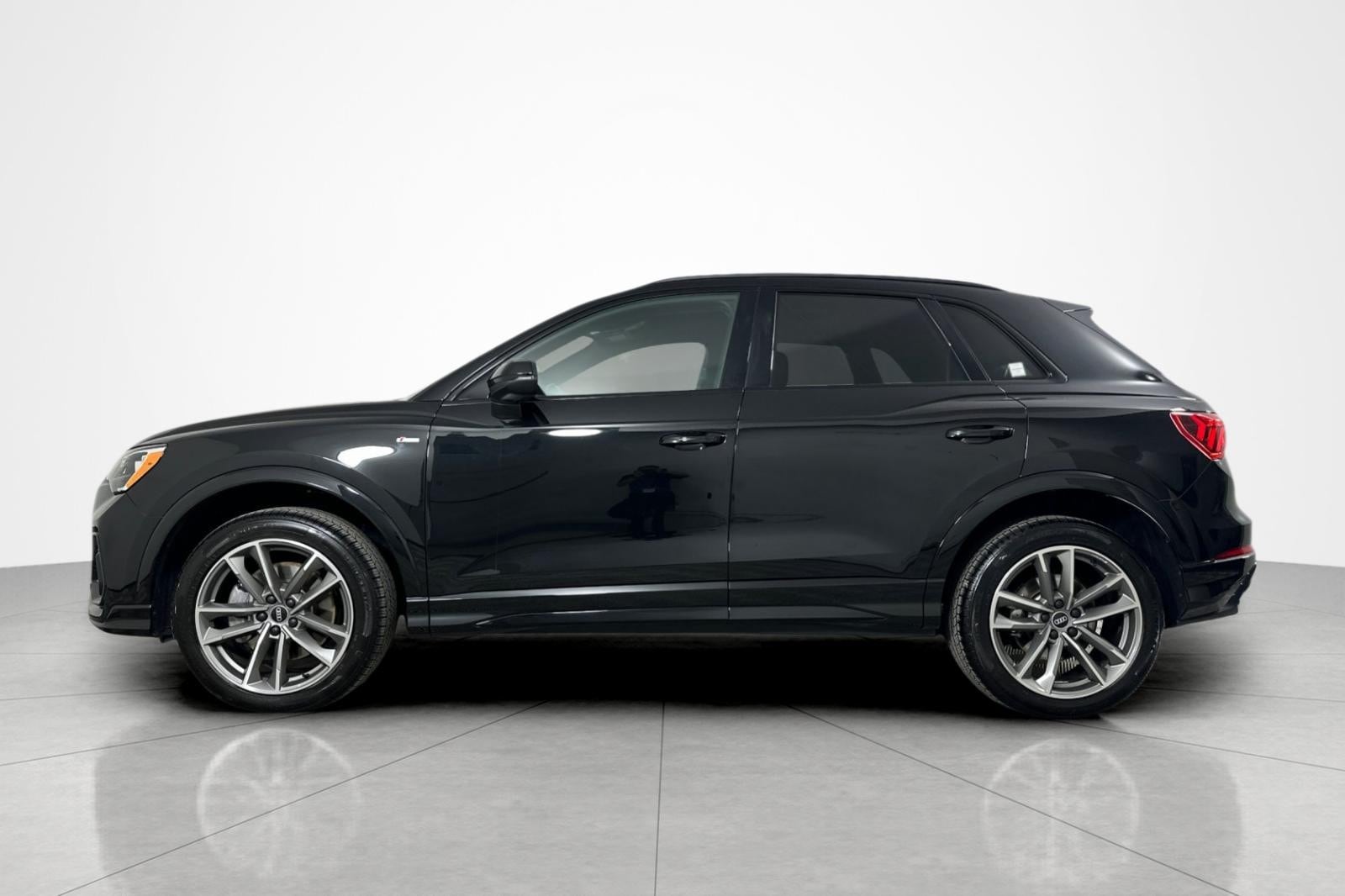 Used 2022 Audi Q3 S Line Premium with VIN WA1DECF33N1041997 for sale in Beverly Hills, CA