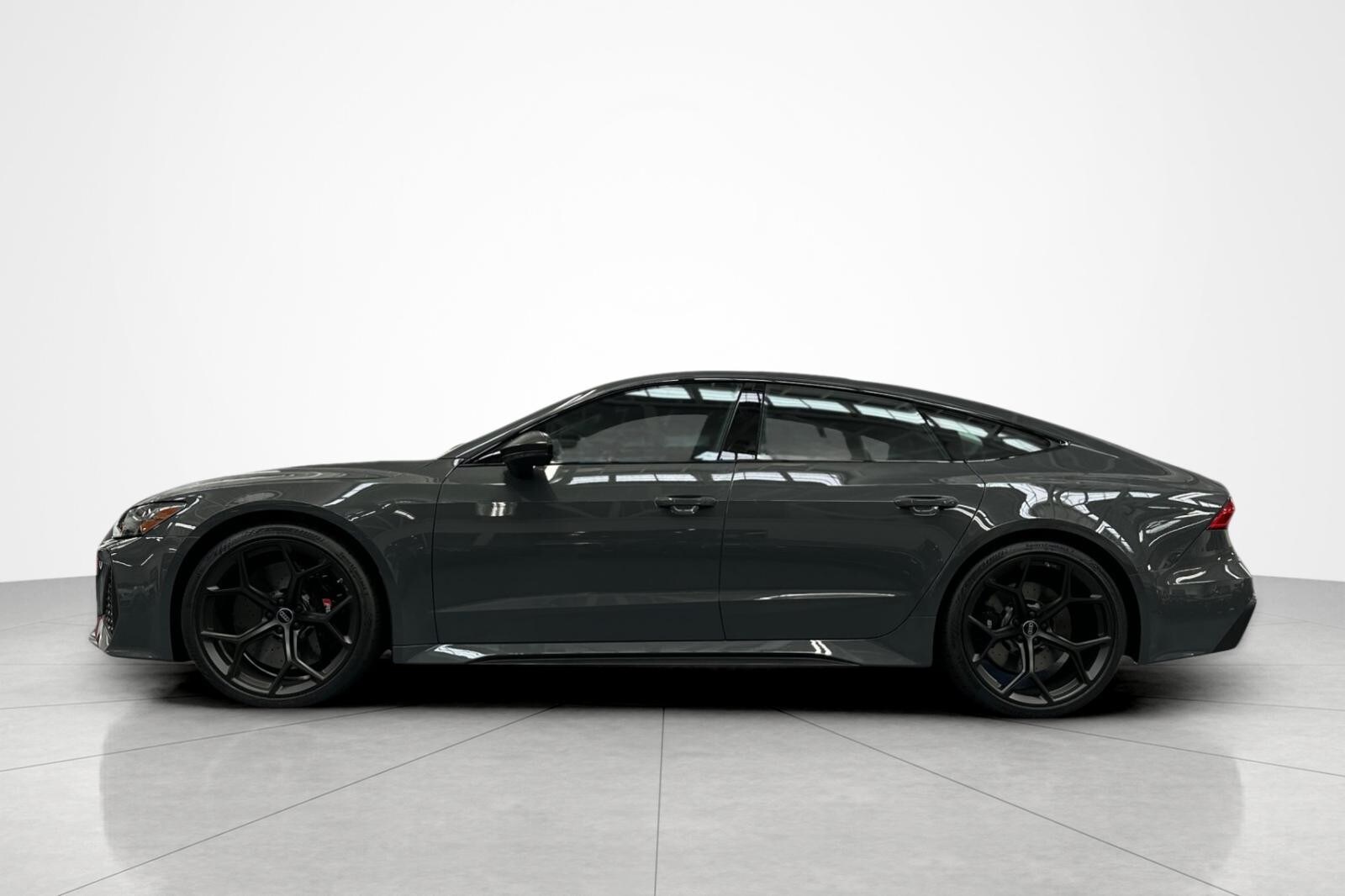 2025 Audi RS 7 Performance photo 3