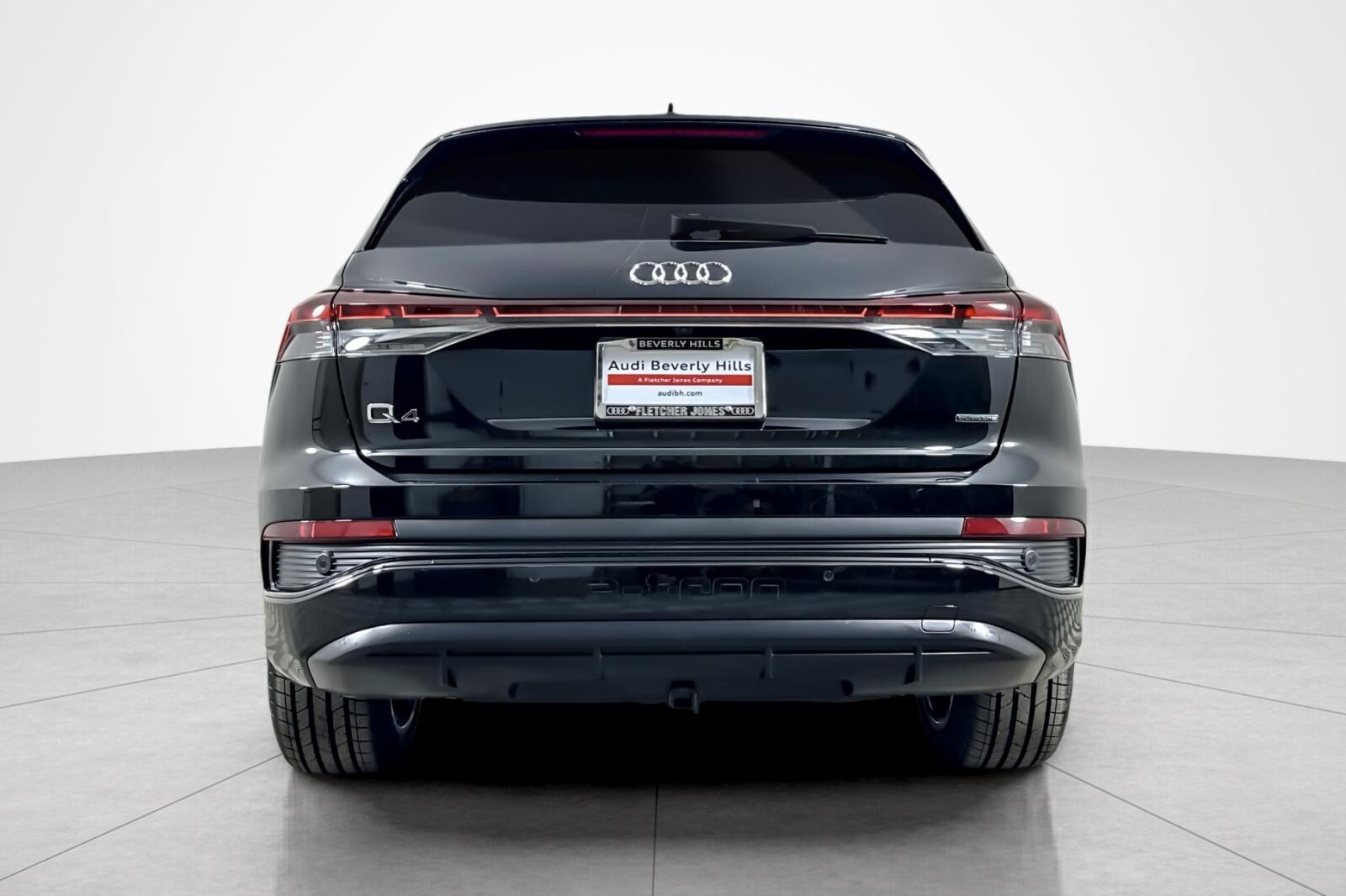 2024 Audi Q4 E-tron Prestige 50 photo 4