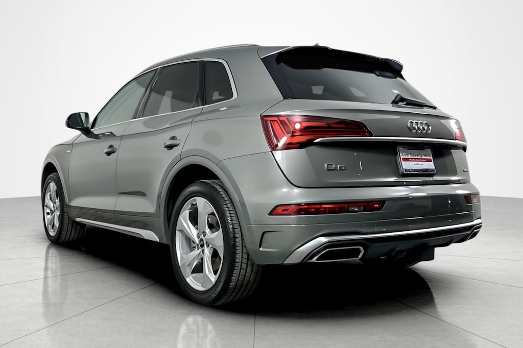 Used 2023 Audi Q5 S Line Premium Plus 45 Tfsi Quattro SUV