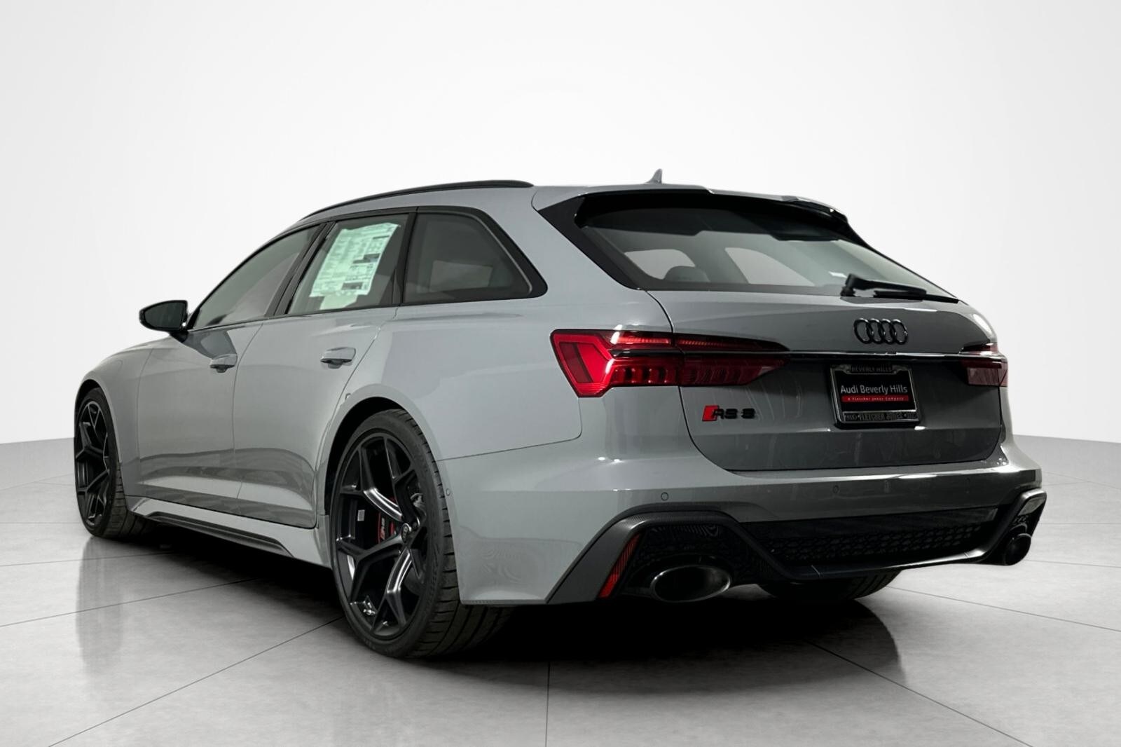 2025 Audi RS 6 Avant Performance Base photo 4