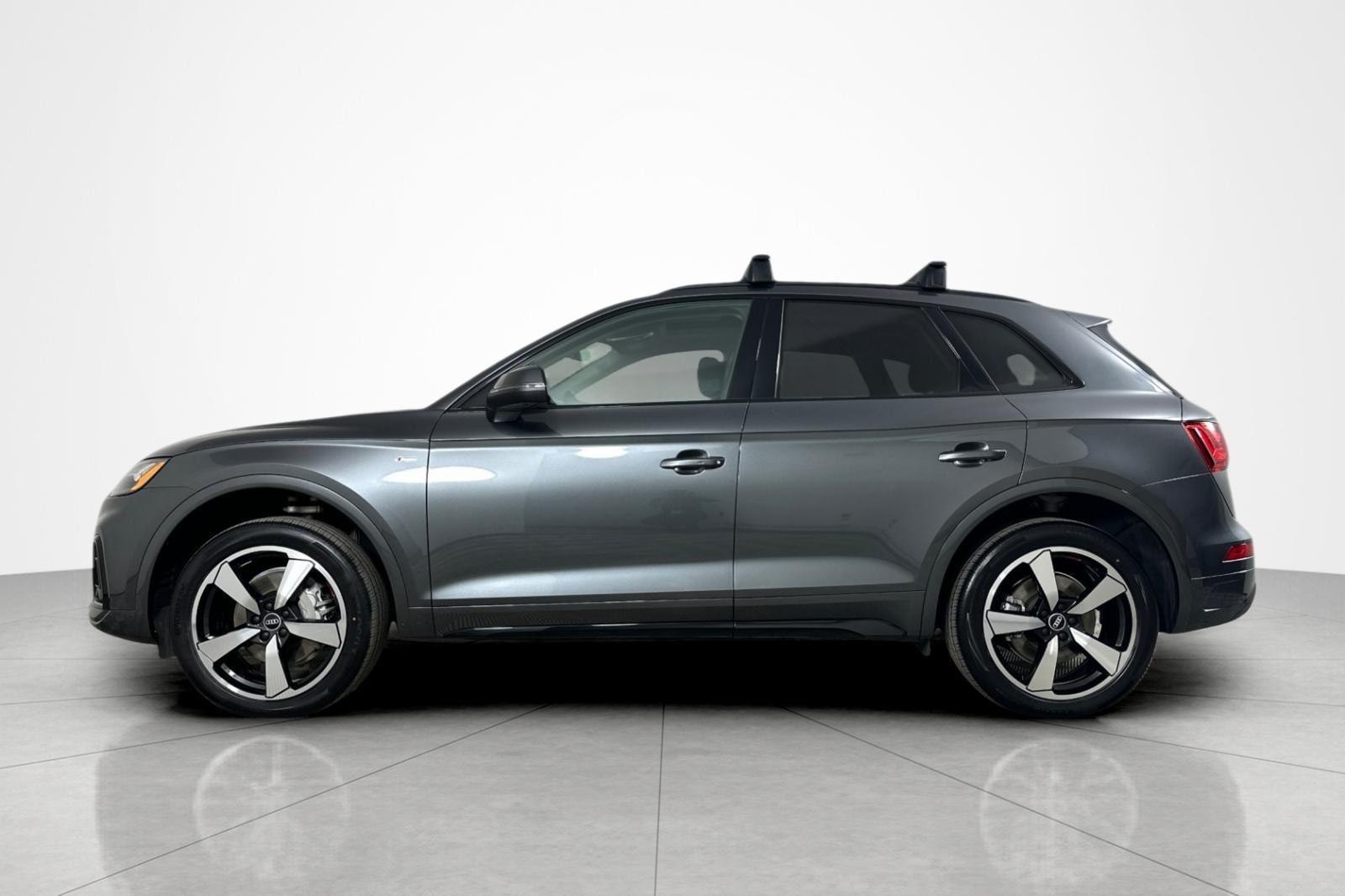 Used 2022 Audi Q5 Premium Plus with VIN WA1EAAFY8N2023134 for sale in Beverly Hills, CA